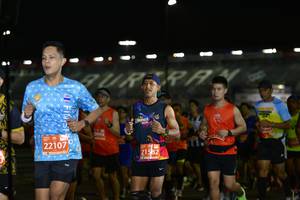 BIB: 0999, 22107, 21582, 
                            <button type="button" onclick="openModal(10852747)" class="btn btn-primary btn-sm float-right btn-popup" data-toggle="modal" data-target=".modal-high-quality">
                        <i class="fas fa-shopping-cart"></i> Add to Cart
                    </button>
                                            <button type="button" onclick="isThisMe(10852747, true)" class="btn btn-success btn-sm float-right btn-popup btn-isme hidden" data-toggle="tooltip" data-placement="bottom" title="นี่คือรูปของคุณใช่ไหม คลิกที่นี่เพื่อเอาเข้าอัลบั้ม">
                        <i class="fas fa-plus"></i> Add to album
                    </button>
                    <button type="button" onclick="isThisMe(10852747, false)" class="btn btn-warning btn-sm float-right btn-popup btn-isnotme hidden">
                        <i class="fas fa-ban"></i> Remove from album
                    </button>